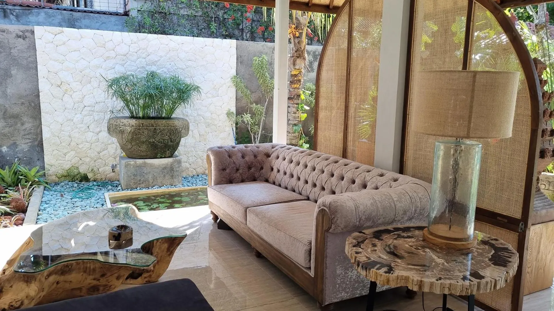 Villa Loba Seminyak  Indonesia